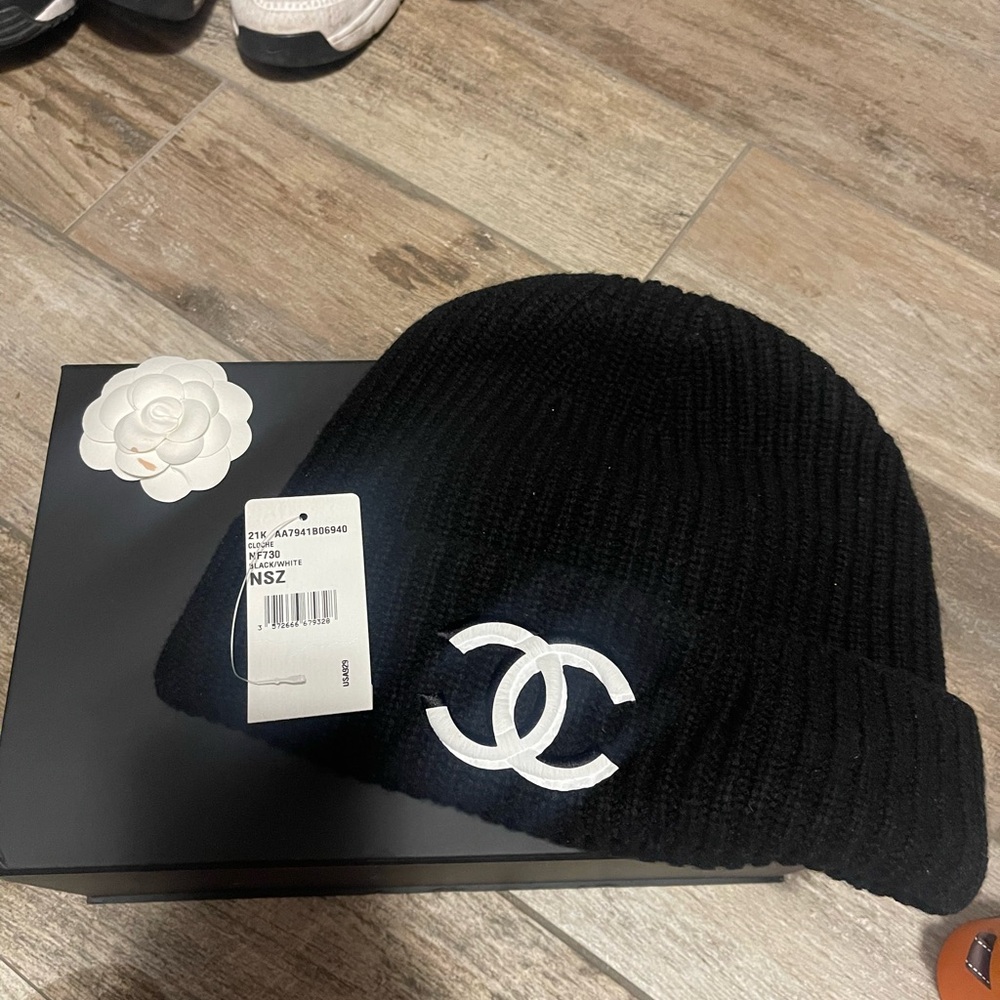 CHANEL Black and White Knit Hat